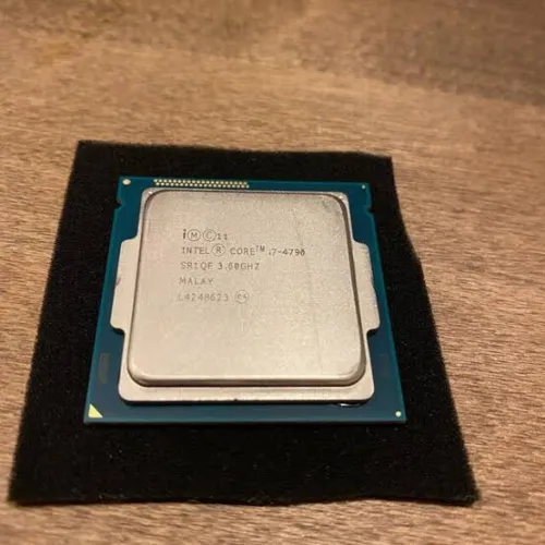 Processeur i7 4eme generation + I5 4eme generation offert gratuit !!!