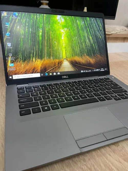 Dell latitude 5410  Cpu: i5 10eme  .Ram: 8g ddr4  Disq: 256g ssd nvme  Écran 14" FHD  ,Chargeur d'origine  .garantie 2 mois