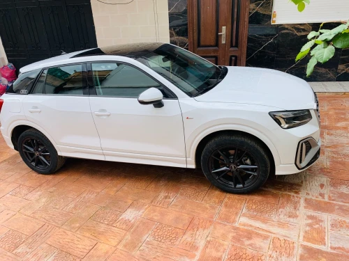 Audi Q2 2023 