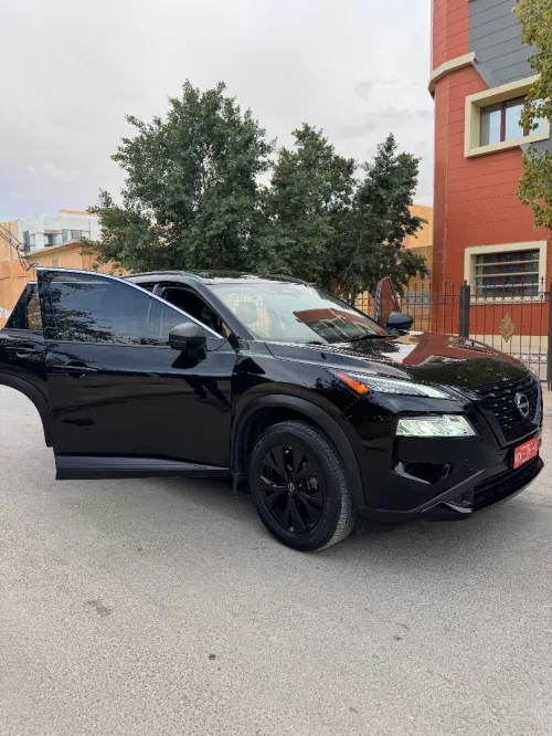 Nissan Rogue 2024 Midnight black edition