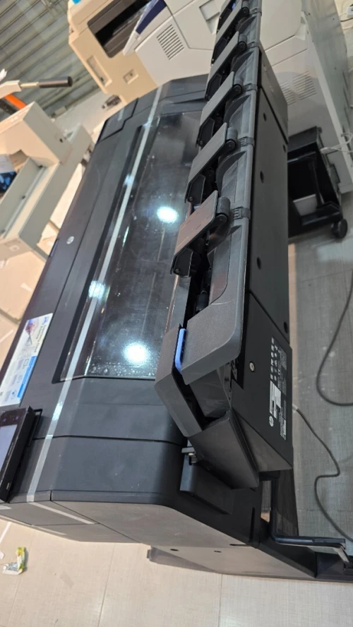Traceur hp t920