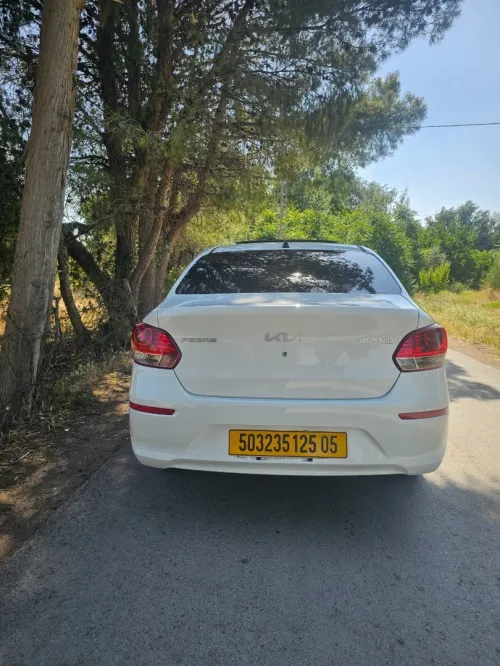 Kia Pegas 2025 