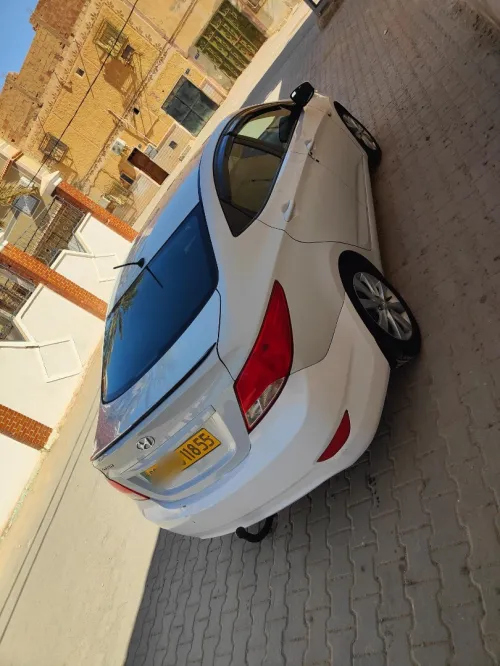 Hyundai Accent RB  4 portes 2018 Accent RB  4 portes