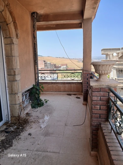 Vente Appartement Niveau de villa F4 Constantine Constantine