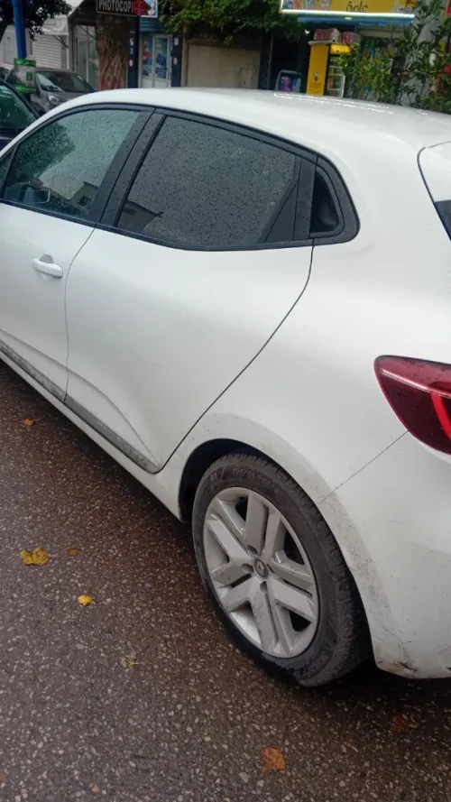 Renault Clio 5  2023 