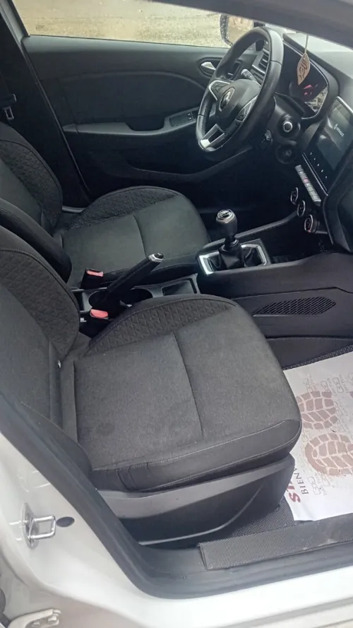 Renault Clio 5  2023 