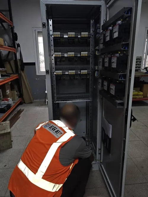 Compteurs d'Énergie Électrique Industriels  Monitoring & Gestion Énergétique