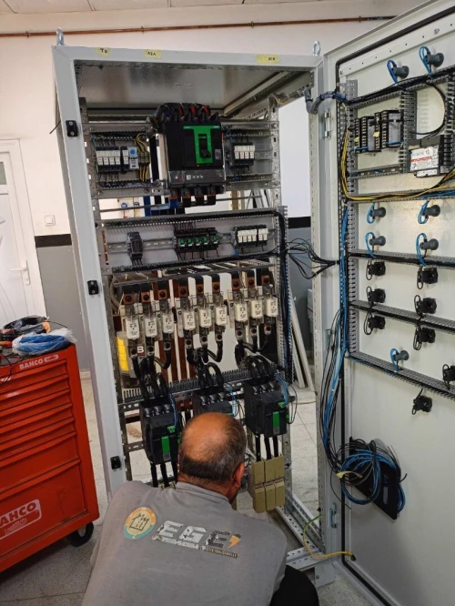 EGEI  Réalisation darmoires électriques sur mesure pour lindustrie