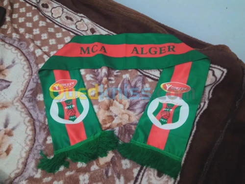 écharpe MCA 