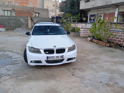 BMW Série 3 2011 