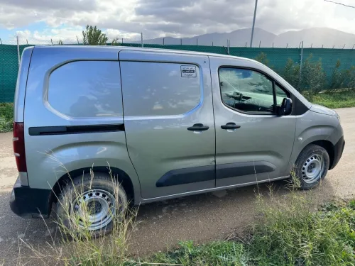 Fiat Doblo 2023 Italien