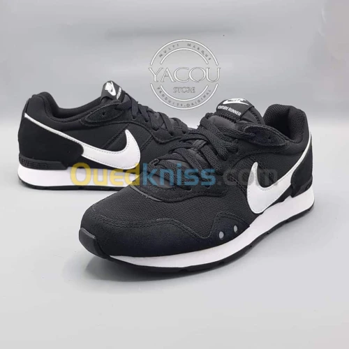 NIKE VENTURE  RUNNER ORIGINAL