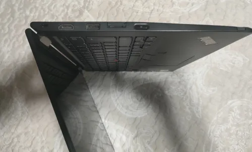 LENOVO THINKPAD X13 YOGA 360 i7, 10510U, 10EME GEN, SSD 512 GO, RAM 16 GO.
