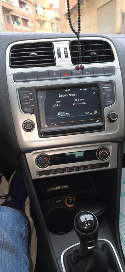 Volkswagen Polo 2016 Cara