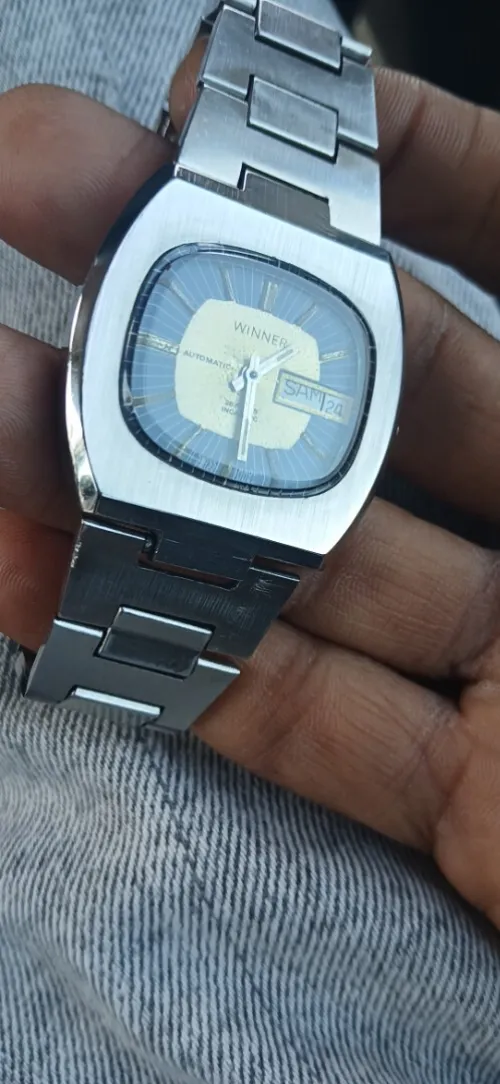 Montre winner swiss outomatic moteur omiga fiha25 jawles 