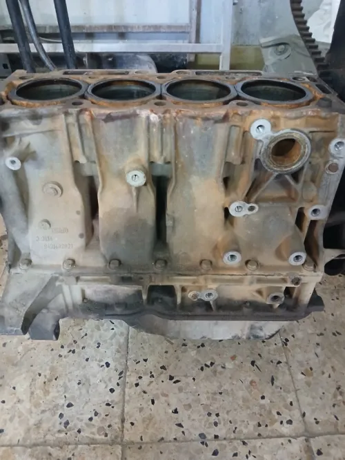 Dumi moteur 206 1.1 essence