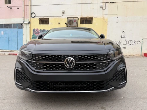 Volkswagen Passat 2024 Business