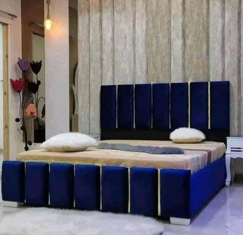 Lit capitonnée سرير كابيتوني