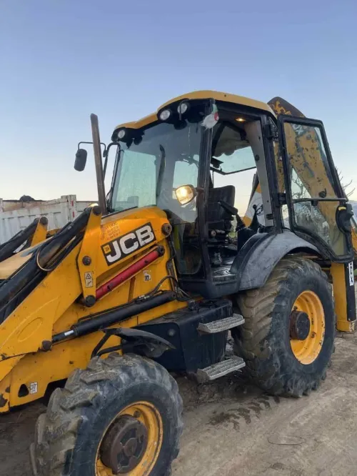 JCB CASE 2013