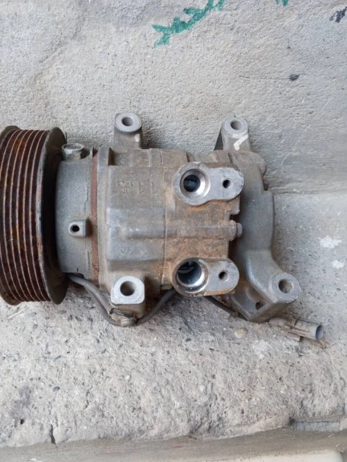compresseur climatiseur TOYOTA HULUX + sangla 20 TON