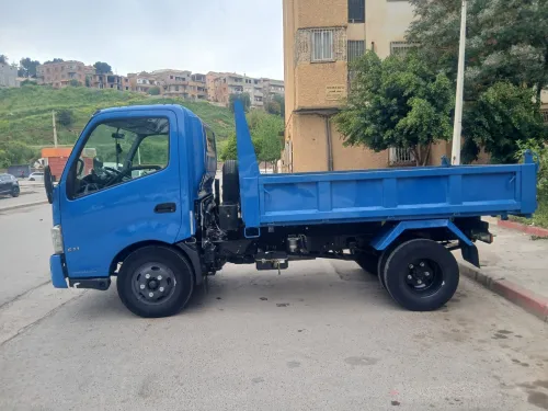 Hino 611 
