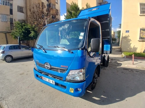Hino 611 2013