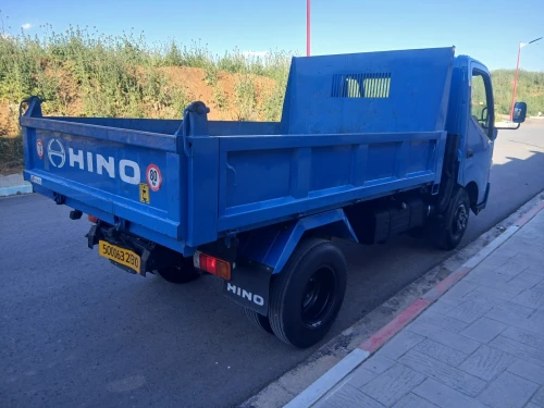 Hino 611 