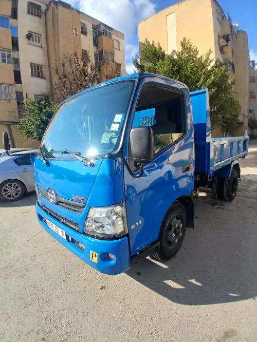 Hino 300 