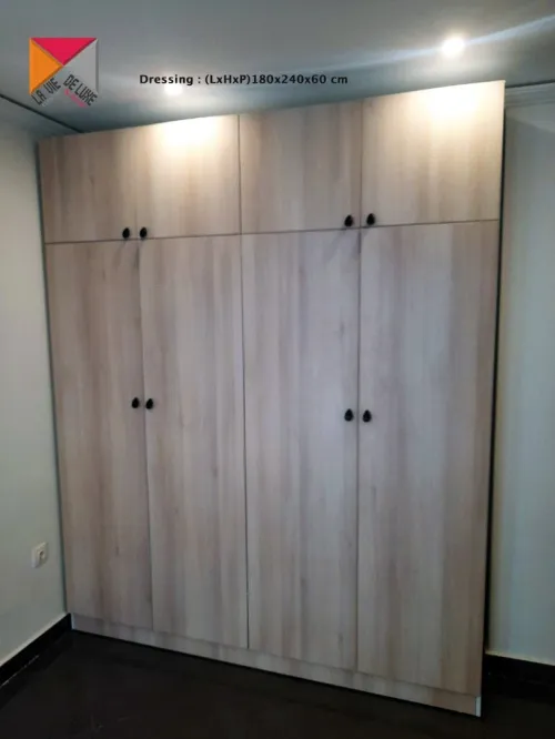 Dressings sur mesure    *** EGGER ***