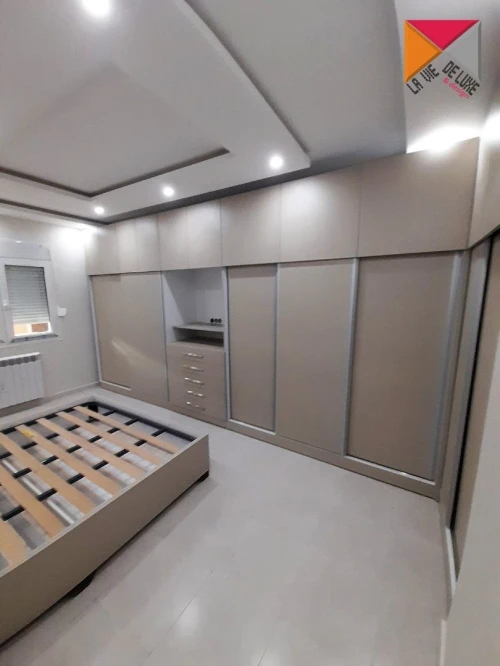 CHAMBRES A COUCHER     ****     sur mesure    ****