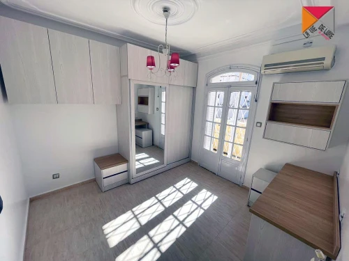 CHAMBRES A COUCHER     ****     sur mesure    ****