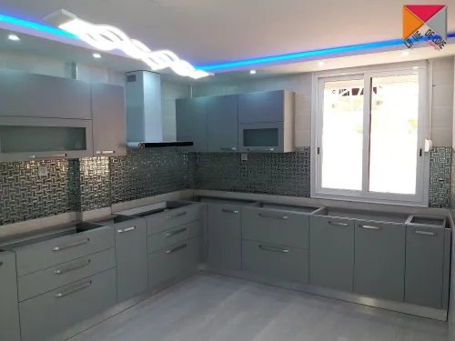 Cuisines Modernes    *****  Haut de Gamme  *****