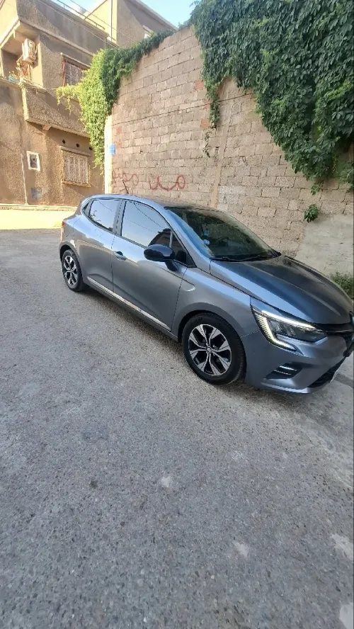Renault Clio 5  2023 Evolution