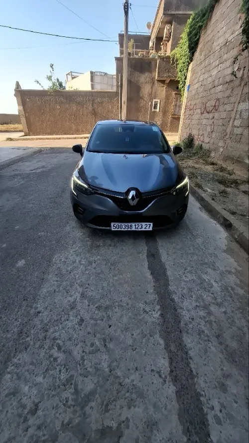 Renault Clio 5  2023 Evolution