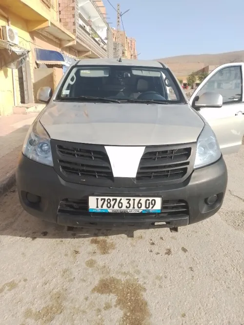 FOTON TUNLAND 2016 Simple Cabine