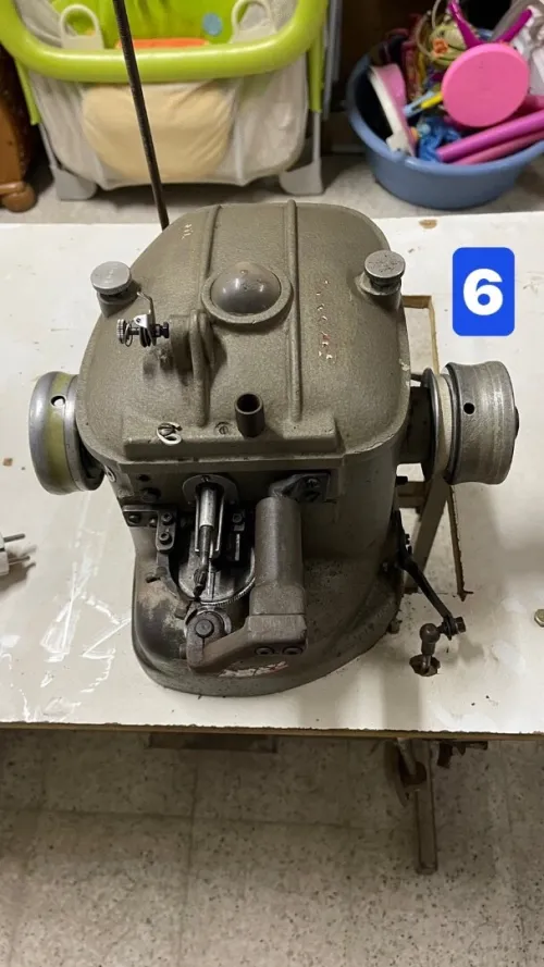 Machine usine chaussures 