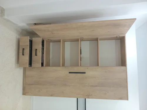 Fabrication de mobiliers de bureau et urbain