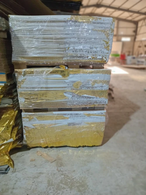 PLACAGE SUR PANNEAUX MDF