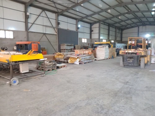 Fabrication de mobiliers de bureau et urbain