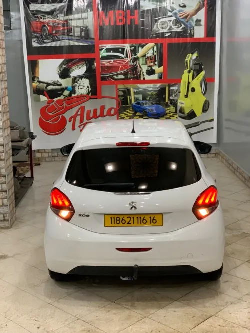 Peugeot 208 2016 Active Facelift