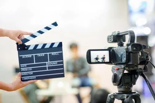 Production Audiovisuel ( Filmmaker , Editing , Tournage , Son )