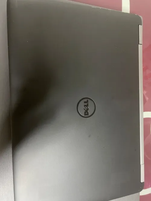 Dell latitude E7270
