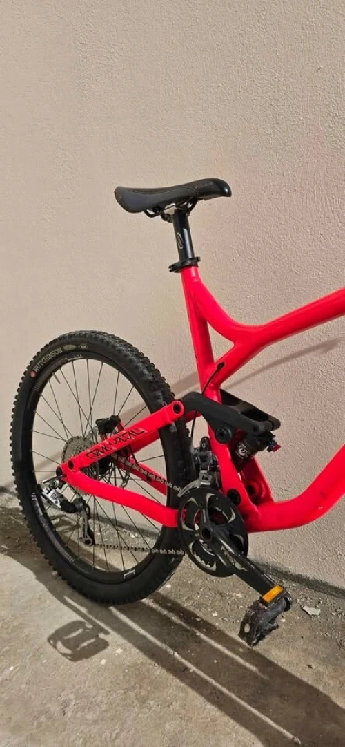 Vélo enduro commencal meta