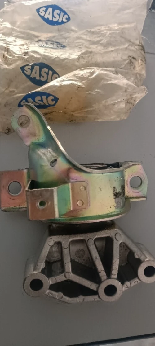 Support Moteur Droit Four Fiat 500 Cpanda Ford kz