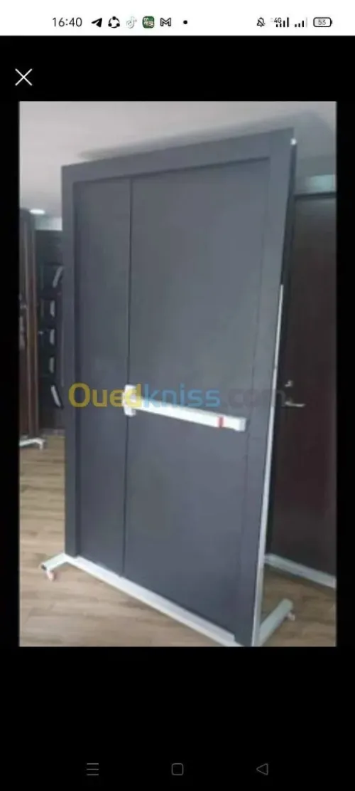 La pose des portes coupe feu et porte d entrée 