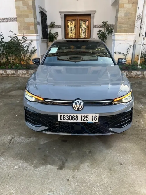 Volkswagen Golf 8 2025 R-Line Facelift 