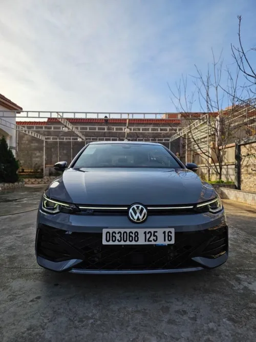 Volkswagen Golf 8 2025 R-Line Facelift 