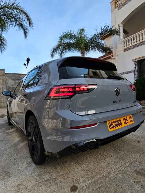 Volkswagen Golf 8 2025 R-Line Facelift 