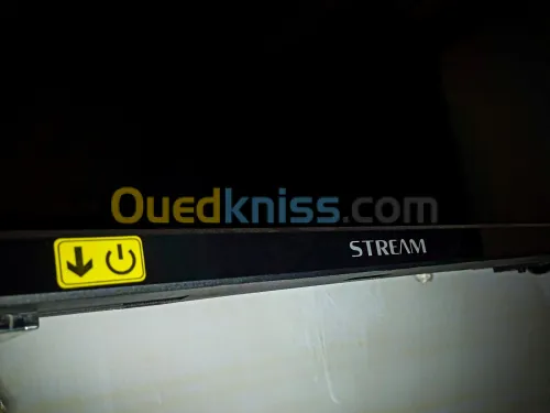 Télévision stream 40 pouce 