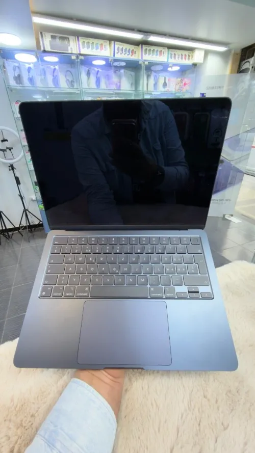 macbook air M2